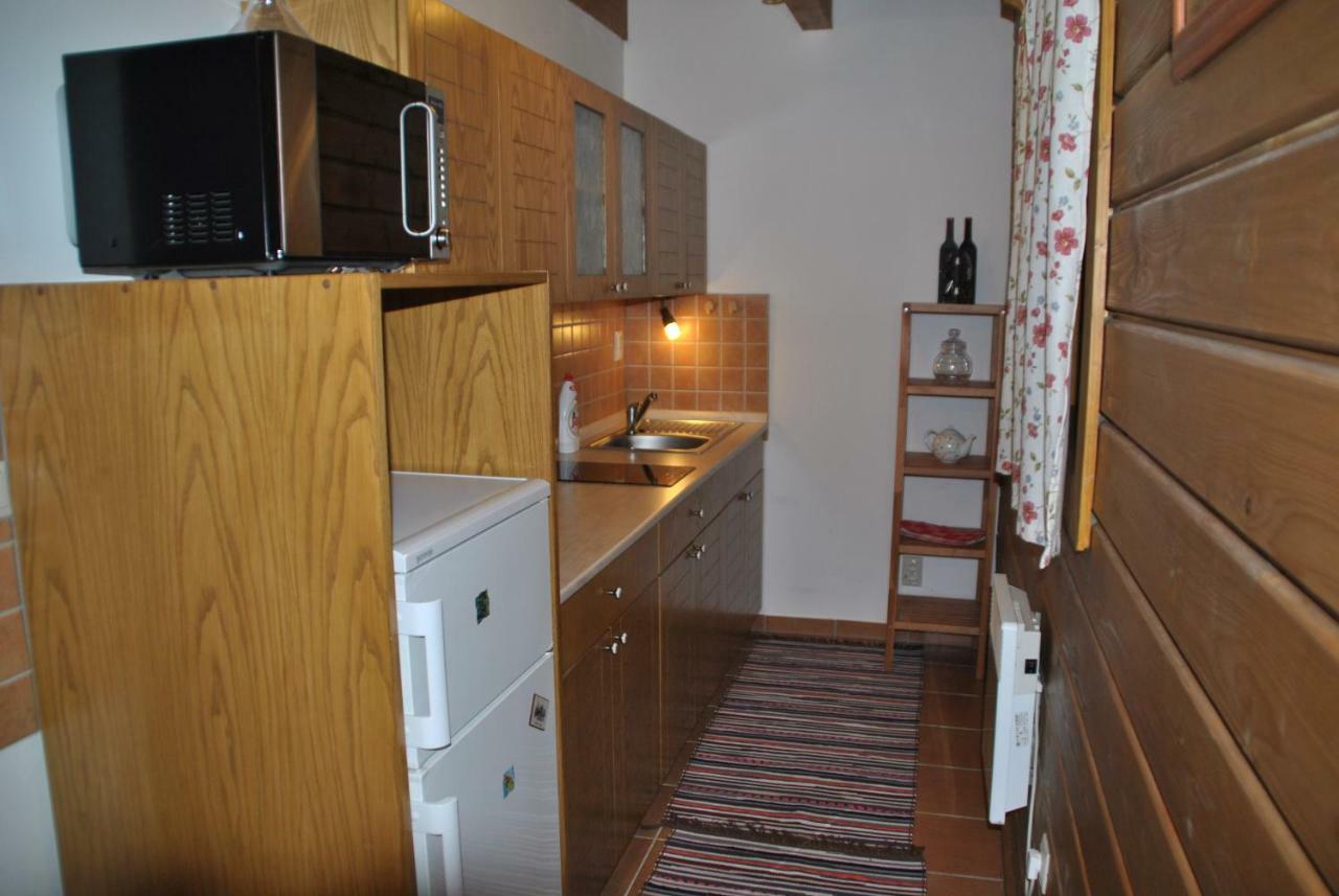 Drevenica Viki Hotel Terhely Kültér fotó